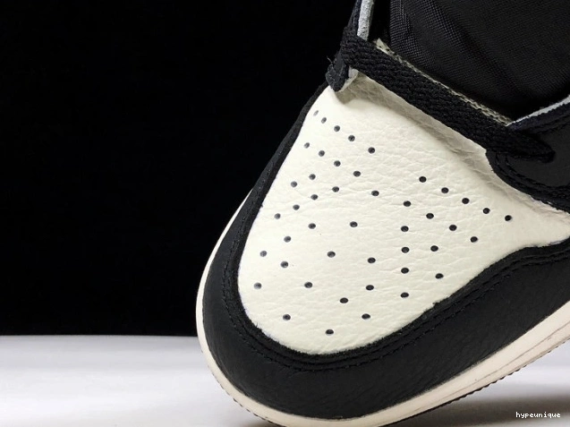 HYPE - Retro 1 High 555088 Jordan 015 Born' Star Is Air OG 'A 0721
